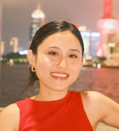 Linh Khuong, web designer in Waterloo, Ontario
